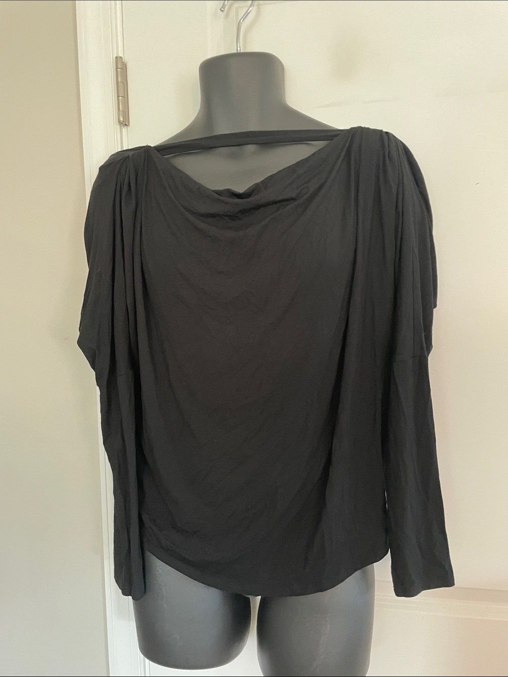 NWT Express Soft Black Boatneck Bateau Top